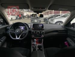 نیسان سێنترا